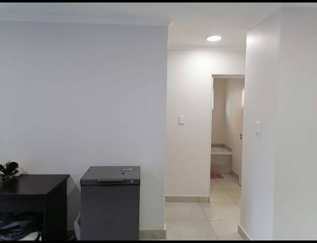 2 BEDROOM APARTMENT FOR SALE IN HAYFIELDS